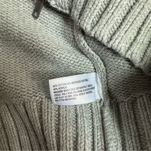 Future Collective sweater - Picture 3 of 3